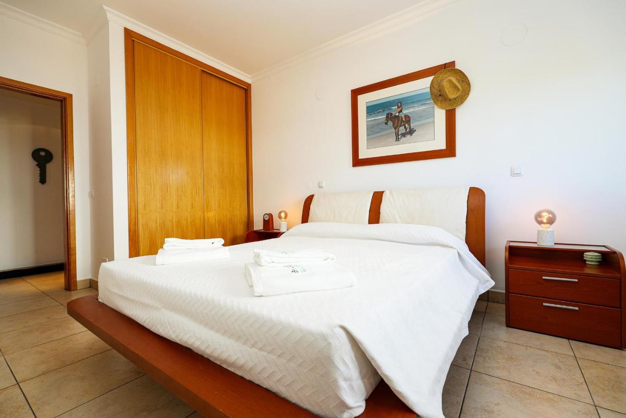 B80 - Gideon Albasol 2 Apartment In Lagos Ngoại thất bức ảnh